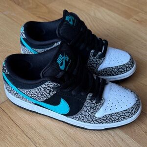 Nike SB Dunk Low Pro 'Atmos Elephant'